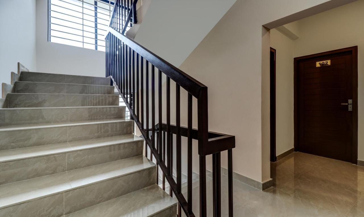 Itsy Hotels Rain Tulsi Stayz, Palarivattom Junction Kochi Extérieur photo